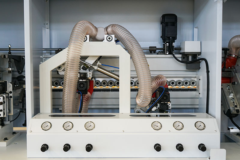 全自動封邊機(jī)