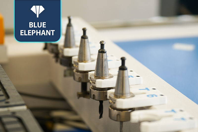 門墻柜一體機(jī)